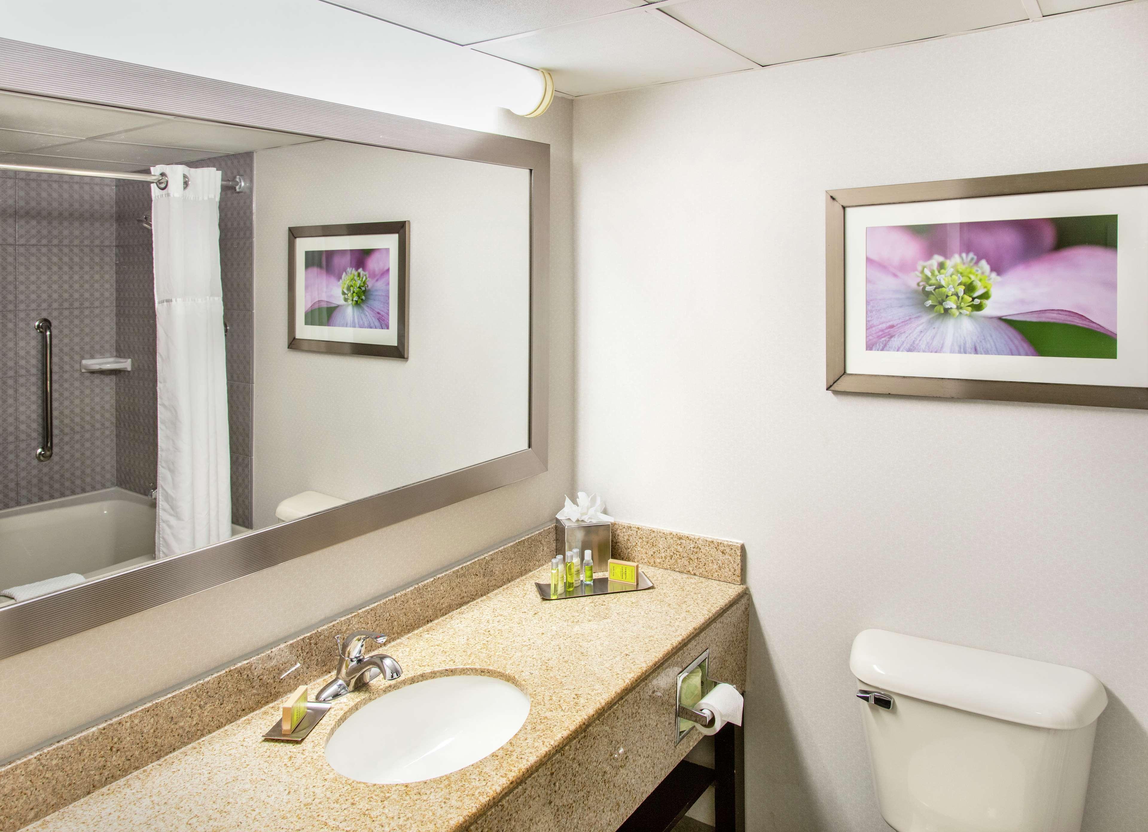 Doubletree By Hilton Richmond - Midlothian Hotel Ngoại thất bức ảnh