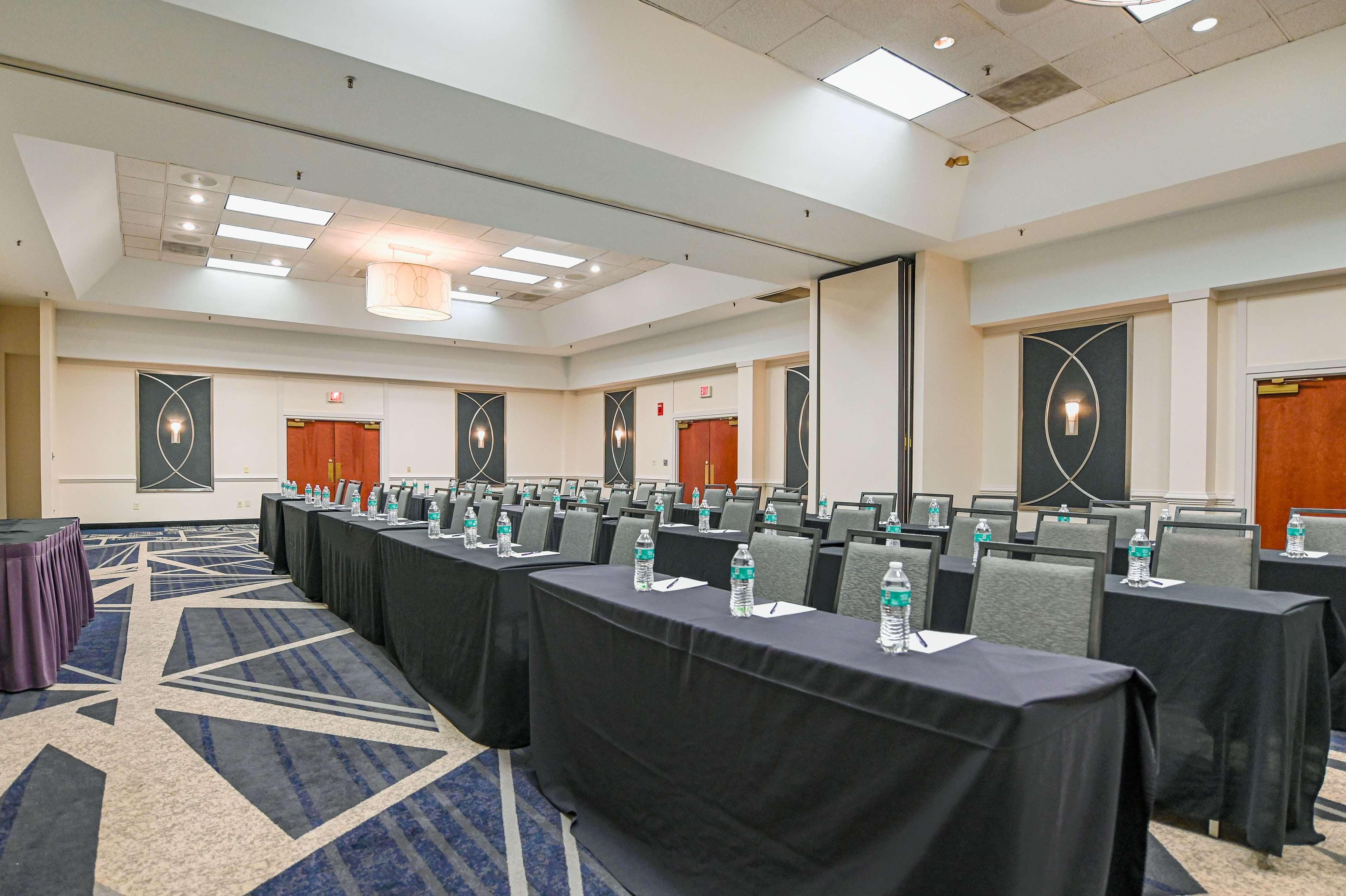 Doubletree By Hilton Richmond - Midlothian Hotel Ngoại thất bức ảnh